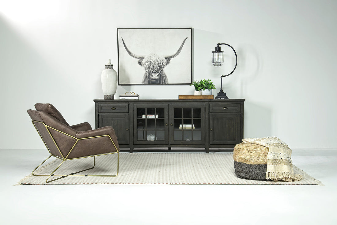 Spruce-Up-Your-Entryway Mor Furniture