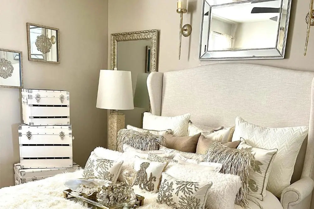 Placing-Mirrors-Over-Beds-Pros-Cons Mor Furniture