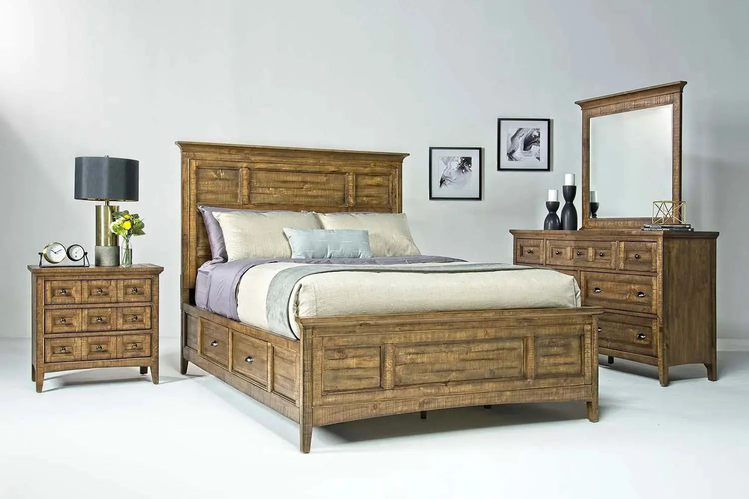 MGBAYCKN1:Bay Creek Panel Bed, Dresser, Mirror & Nightstand in Nutmeg, California King, Image 1