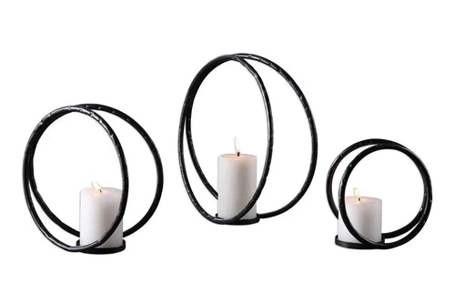 678520822:Pina Candle Holders