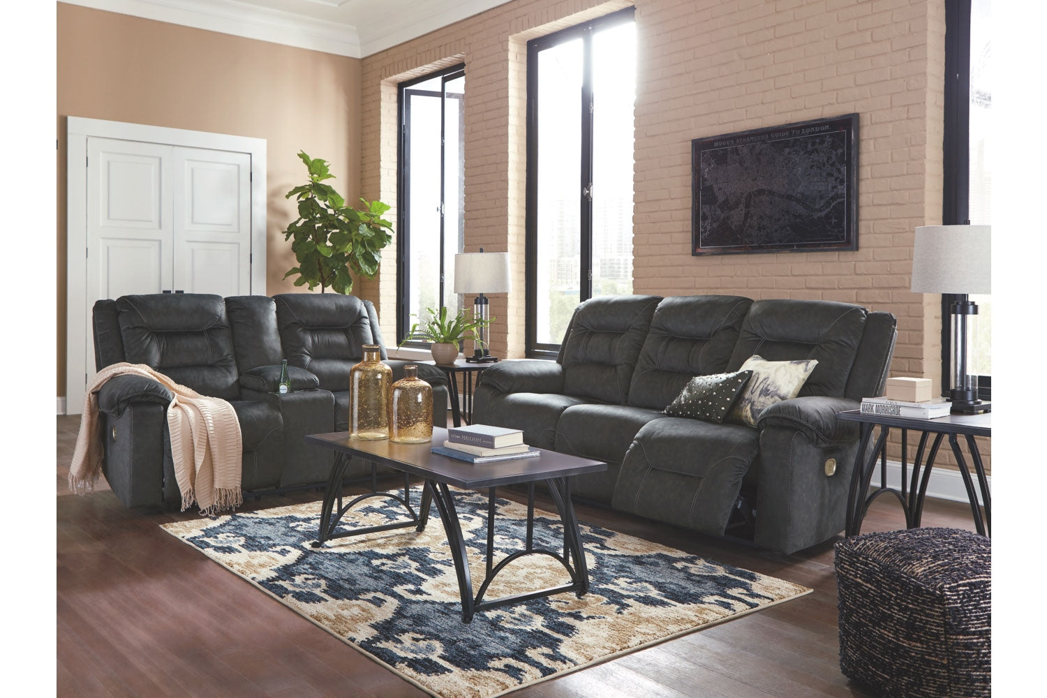 234740216:Laurentia Table Lamp in Champagne, Image 3