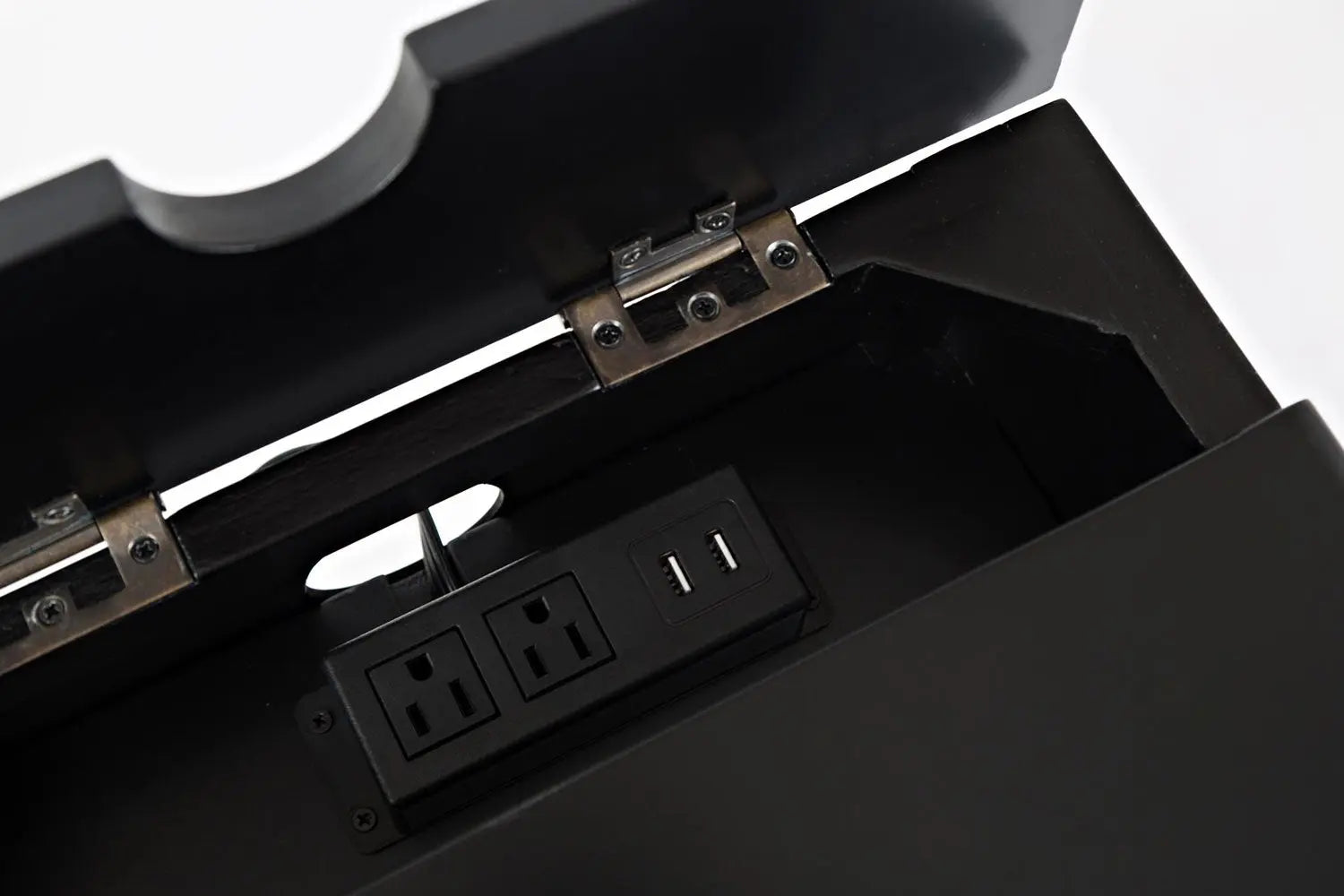 317865903:Skyy Chairside Table in Black, Image 5