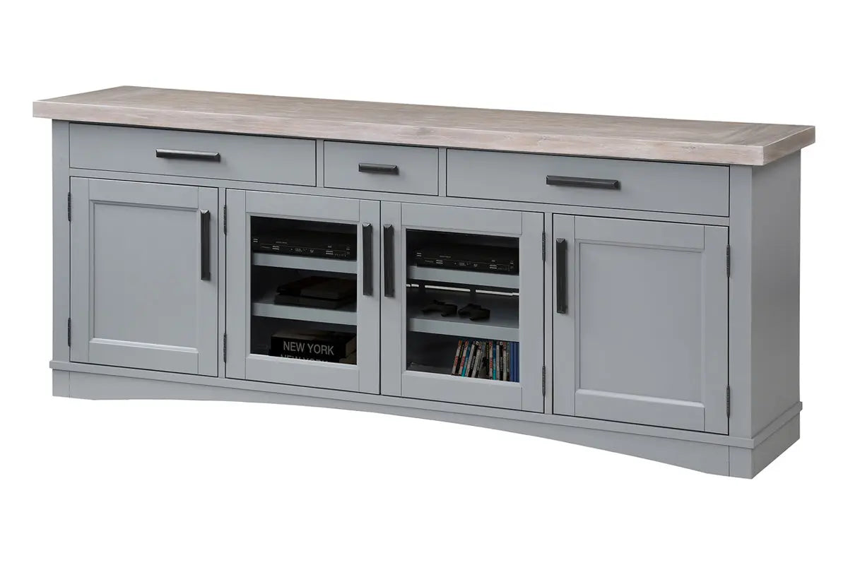 663326164:Americana Entertainment, Image 1