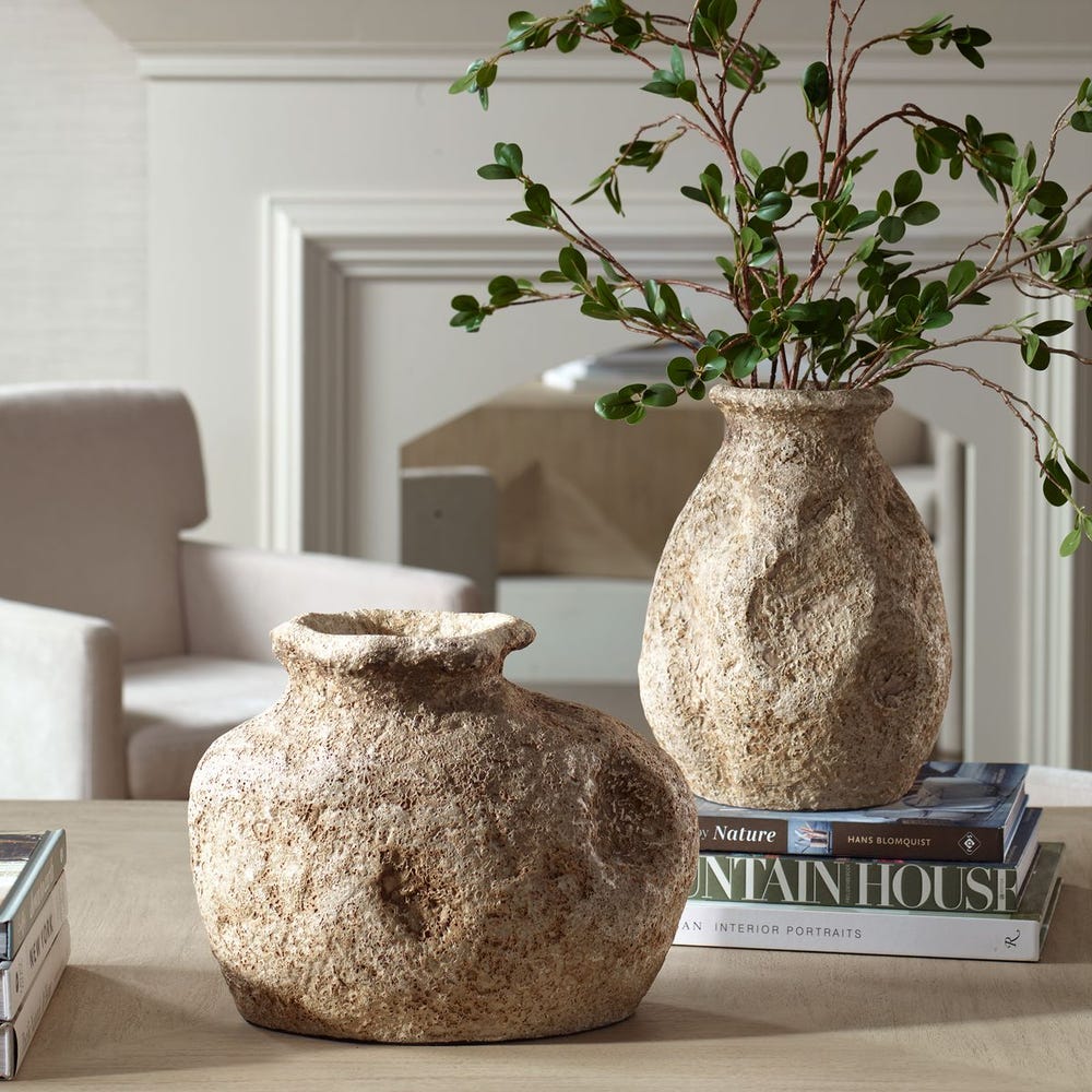 133315513:Ancient Tech Vase, Styled