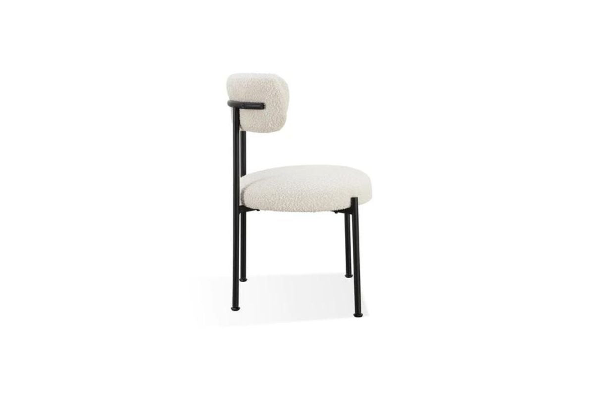 AERE00001:Aere Dining Table & 4 Chairs, Side