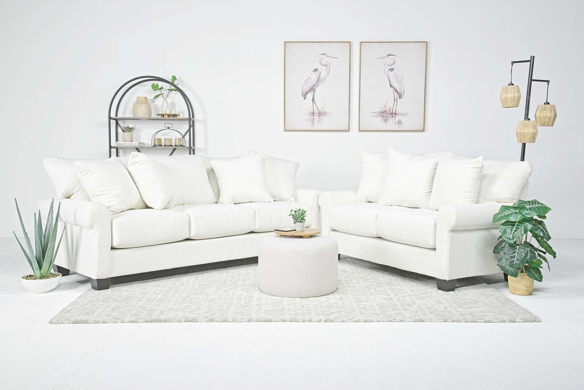 648700110:Amelia Crypton Performance Lov, Styled