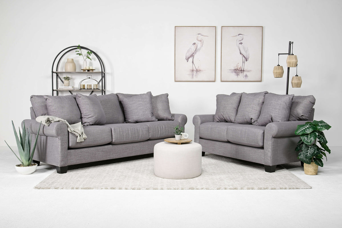 748149458:Amelia Crypton Performance Lov, Styled