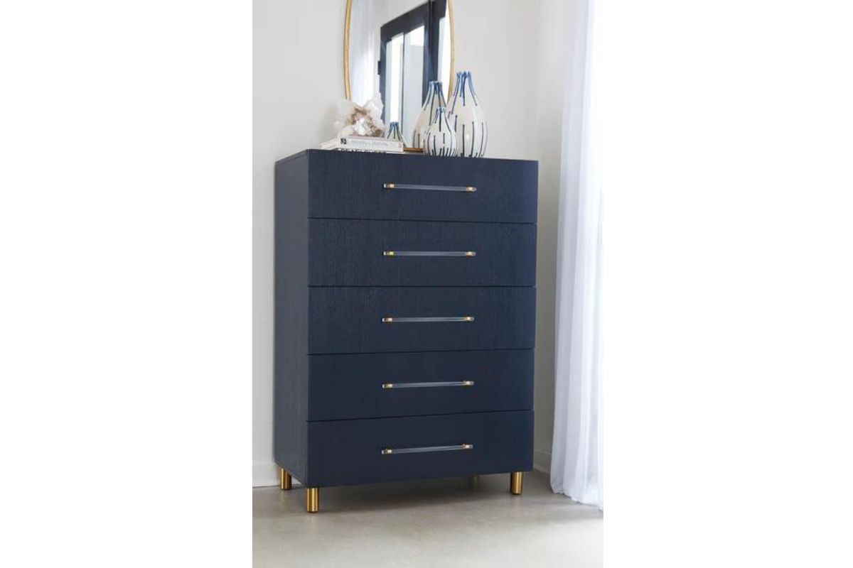 174109218:Argento Chest, Styled