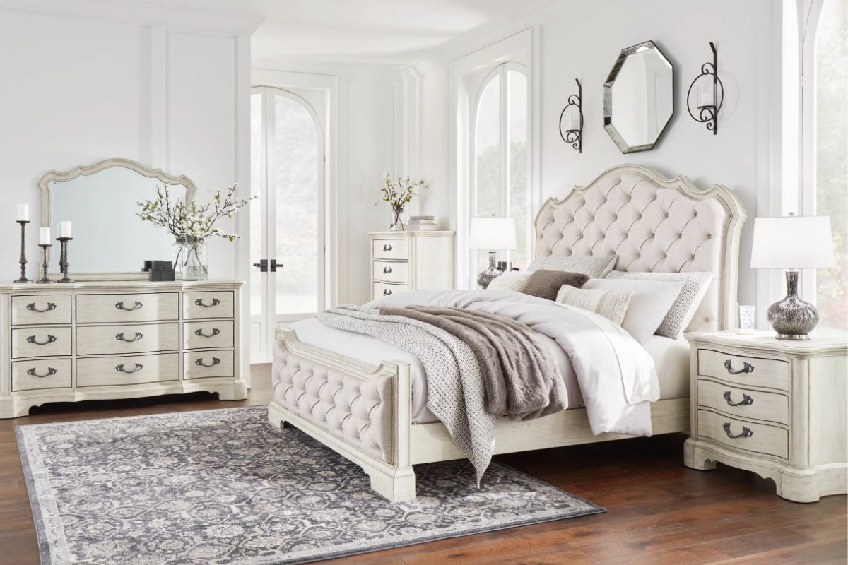 ARLENDY09:Arlendyne Upholstered Bed & Dr, Styled
