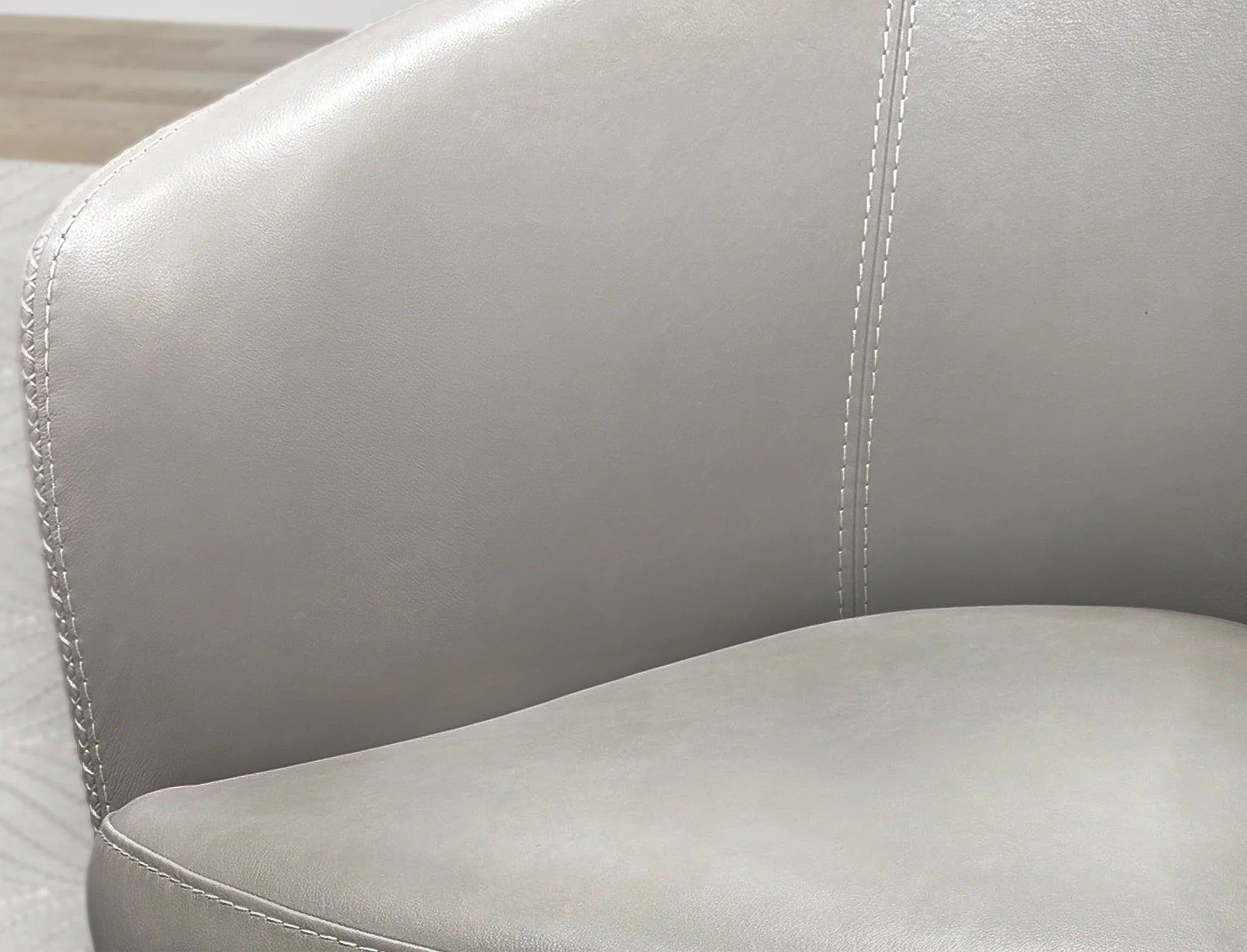 836402101:Barolo Swivel Chair, 