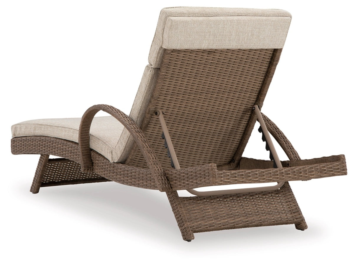 635841134:Beachcroft Patio Club Chair, Back