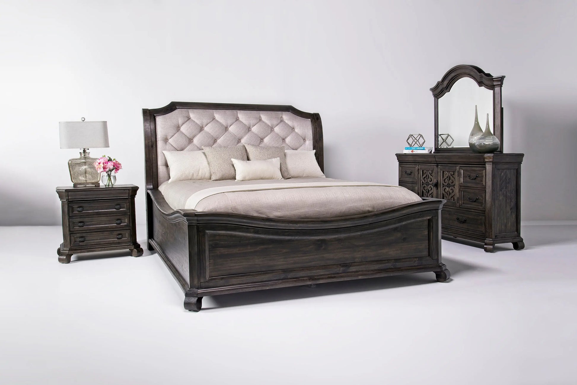 BELLAMY05:Bellamy Sleigh Bed & Dresser &, Styled