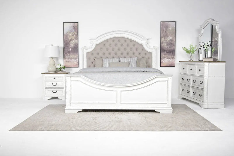 164839531:Bellevue Mirror, Styled