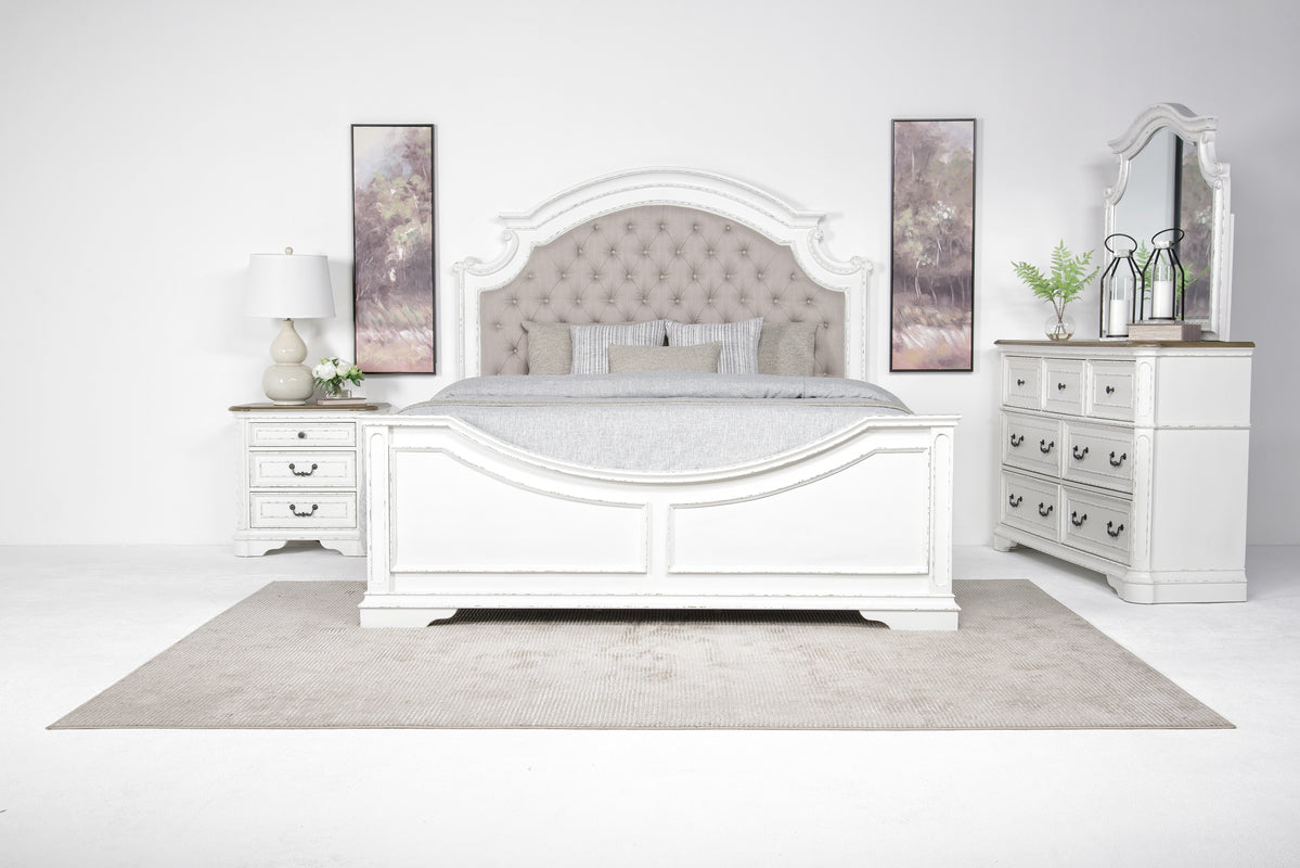BELLEVUE3:Bellevue Panel Bed, Styled
