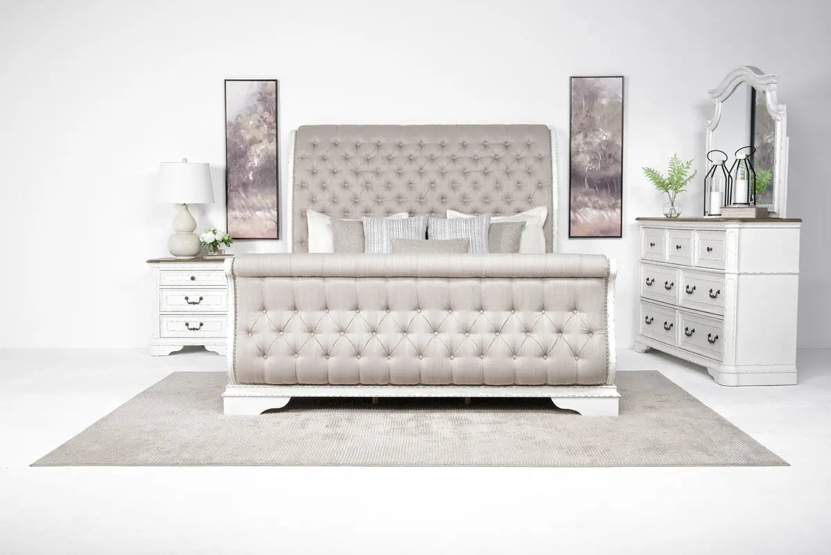 BELLEVUE7:Bellevue Sleigh Bed, Styled