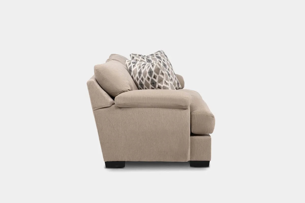 193514543:Bermuda Loveseat, Side