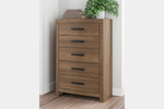 425366840:Broachmyn Chest, Styled