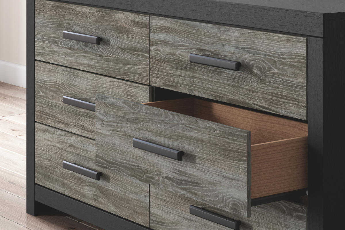 891114032:Broachmyn Dresser,
