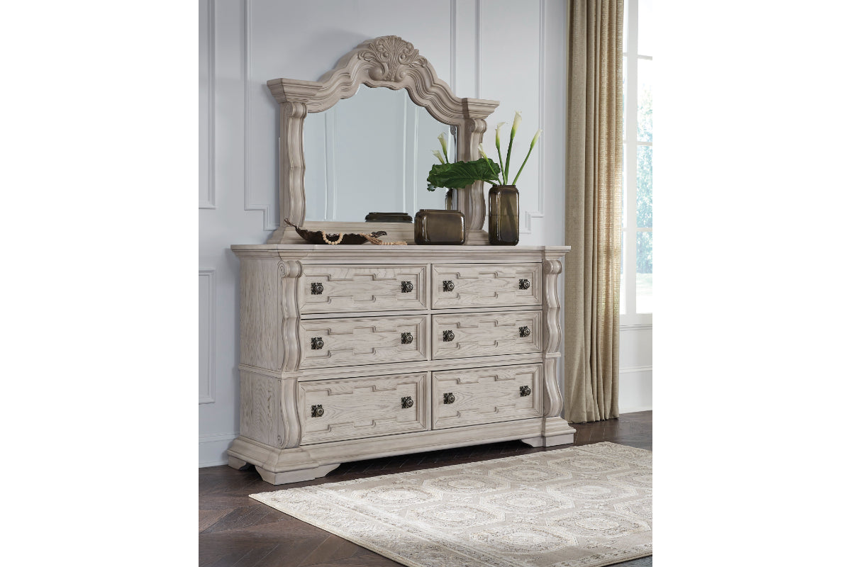 719405994:Bruchandi Dresser, Styled