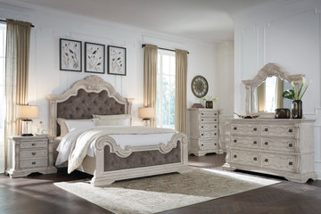 BRUCHAN03:Bruchandi Upholstered Panel Be, Styled