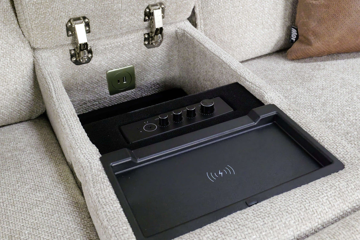 946507410:Cannes 3 Power Console Lovesea, 