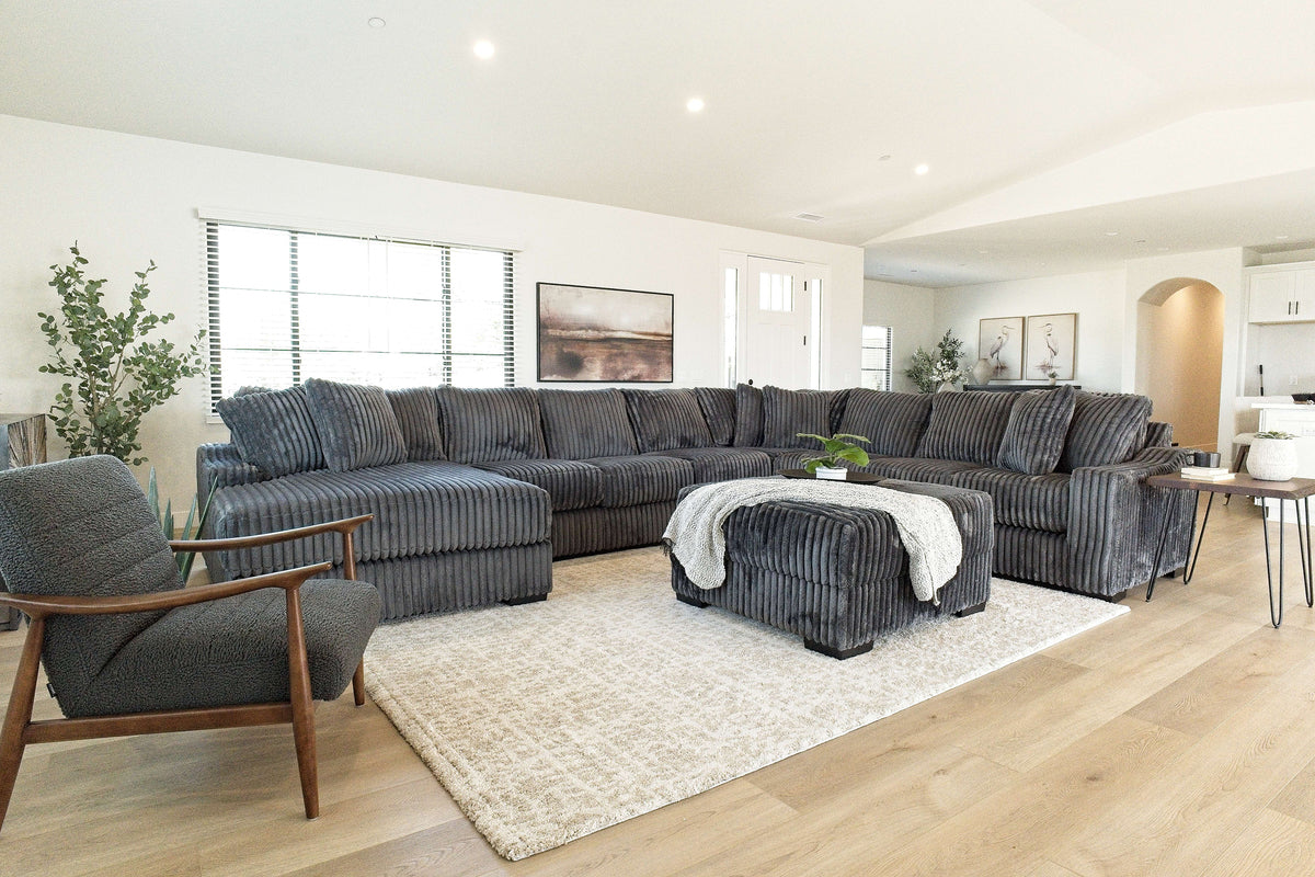 CASPER007:Casper Extra Large Tux Sofa Ch, Styled