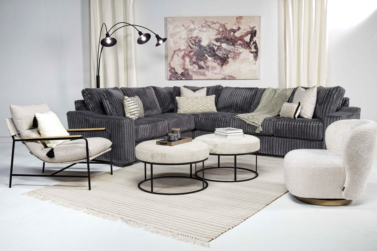 CASPER006:Casper 3 Piece Sectional, Styled