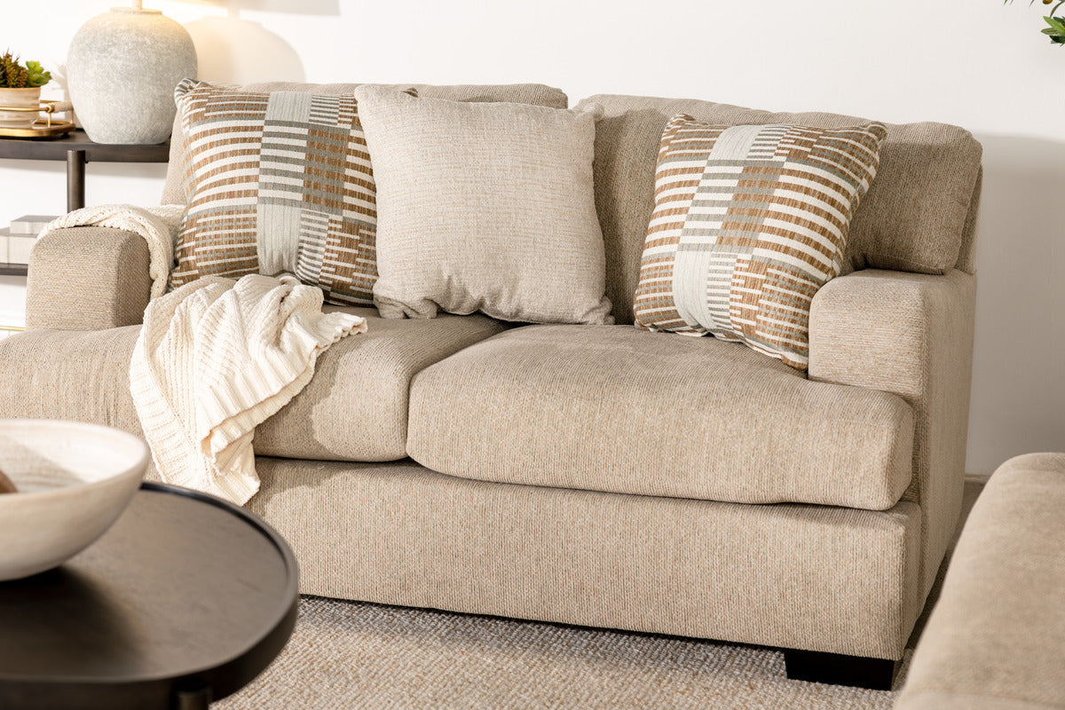 978888393:Celine Loveseat, 