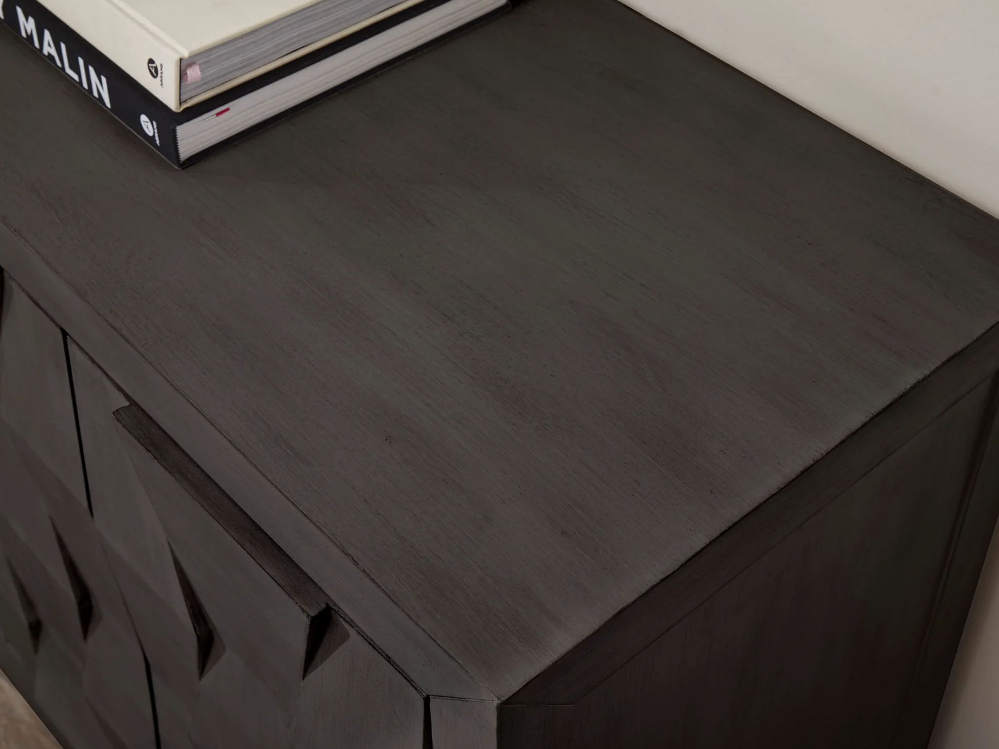 343928013:Cortina Media Console, 