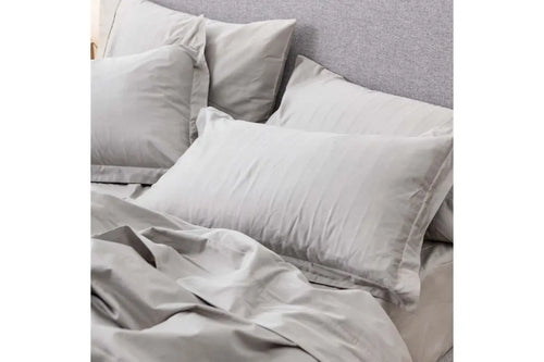 039317283:Cotton Sateen Coverlet, 