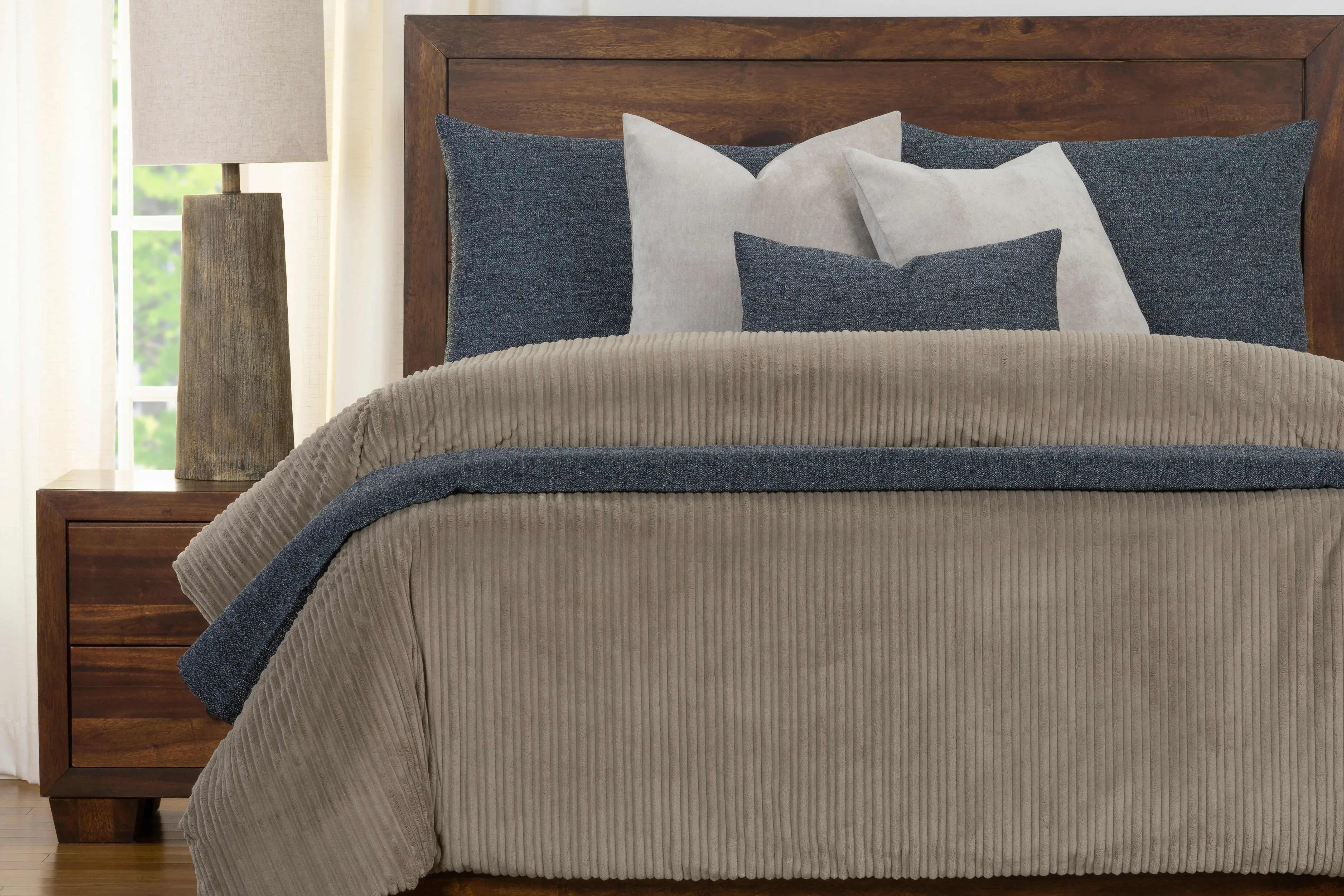 BEDDIN065:Bedding Set