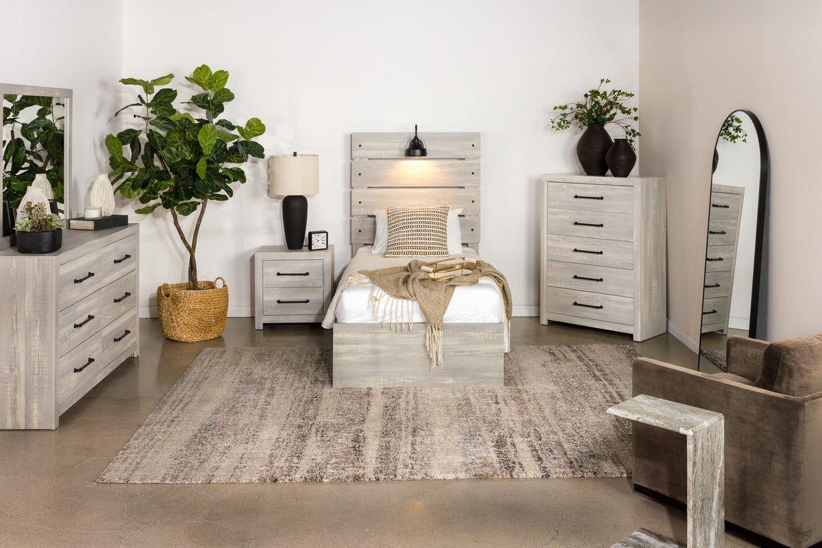 LATHAM007:Dallas Panel Bed With Lights &, 