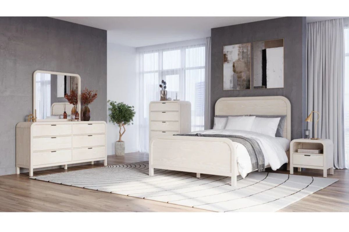 743783074:Drake Dresser, Styled