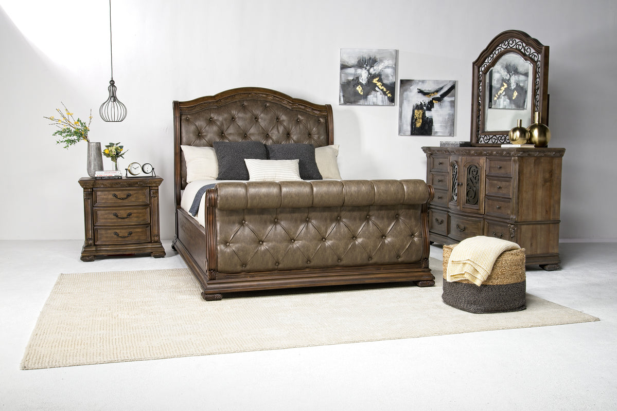 DURANGO72:Durango Sleigh Bed & Dresser &, Styled