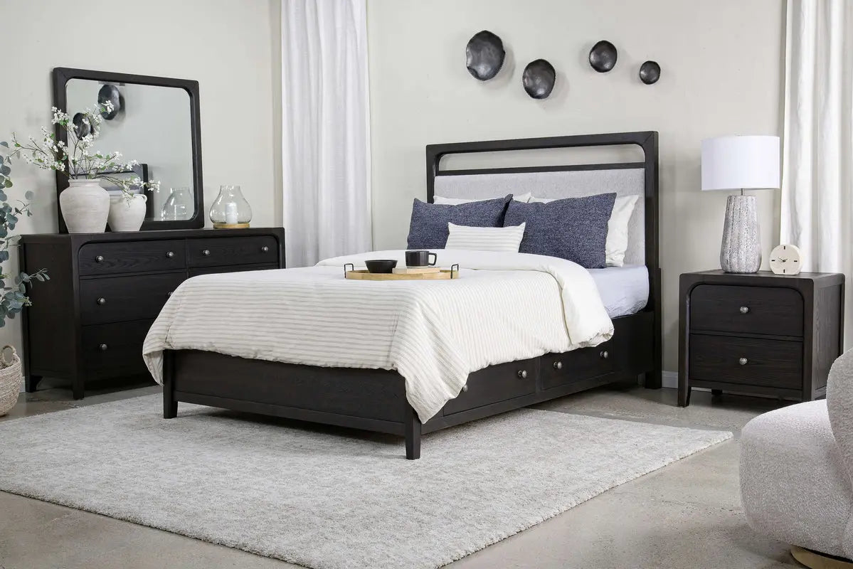 EASTON116:Easton Storage Bed, Styled