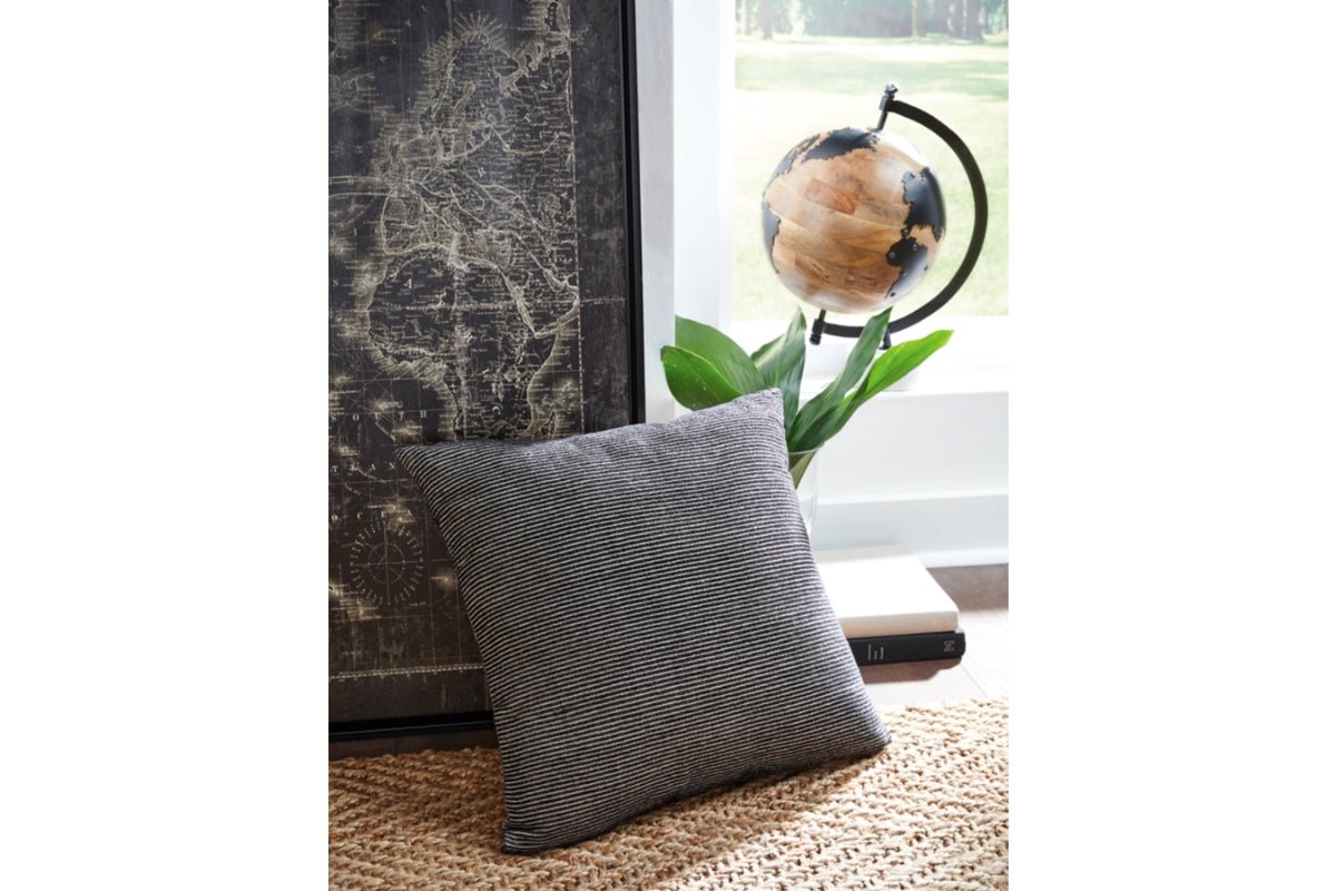 022085322:Edelmont Accent Pillow, Styled