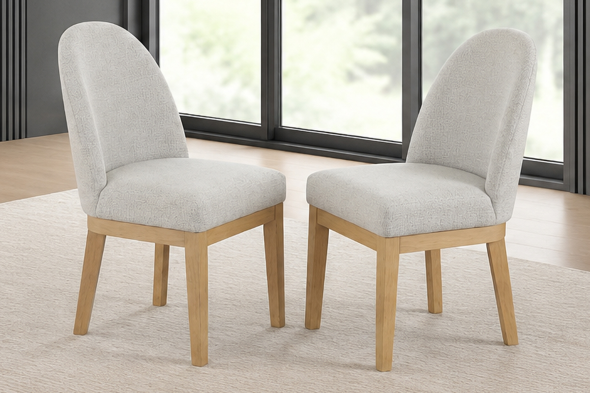 ESSENCE02:Essence Dining Table & 4 Chairs & Bench, StyledSide