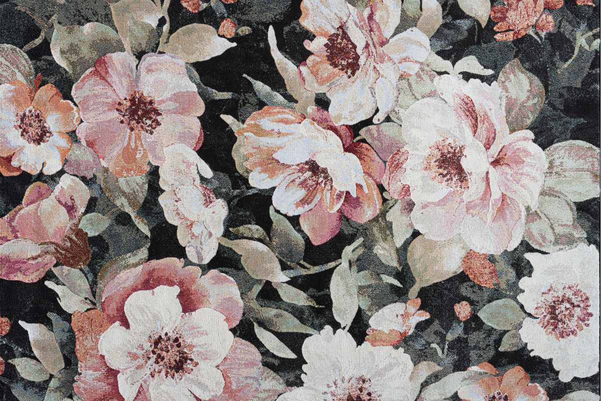 686728952:6584 Essentials Rug, 