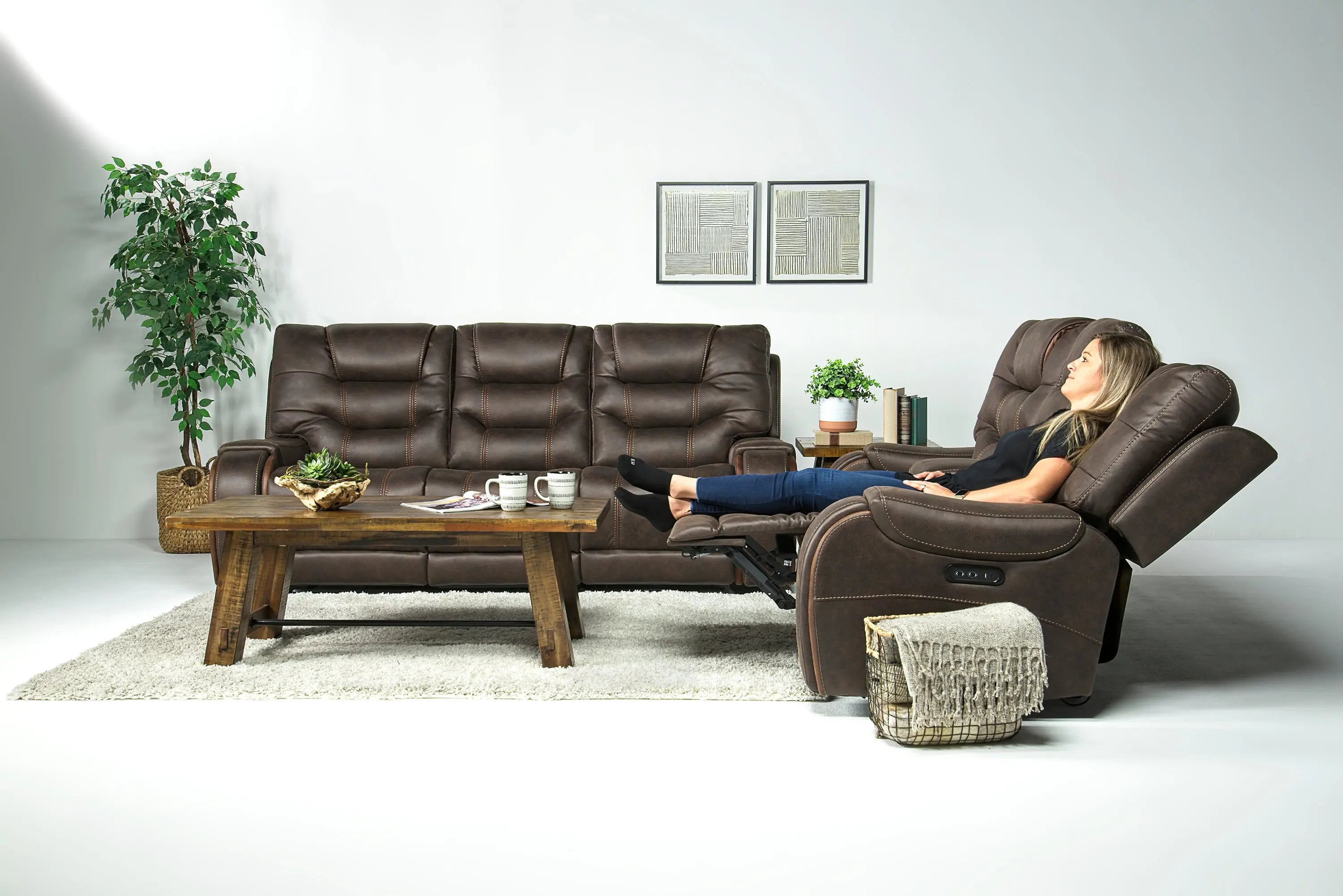 681036335:Estilo 2 Power Sofa in Brown, Image 6
