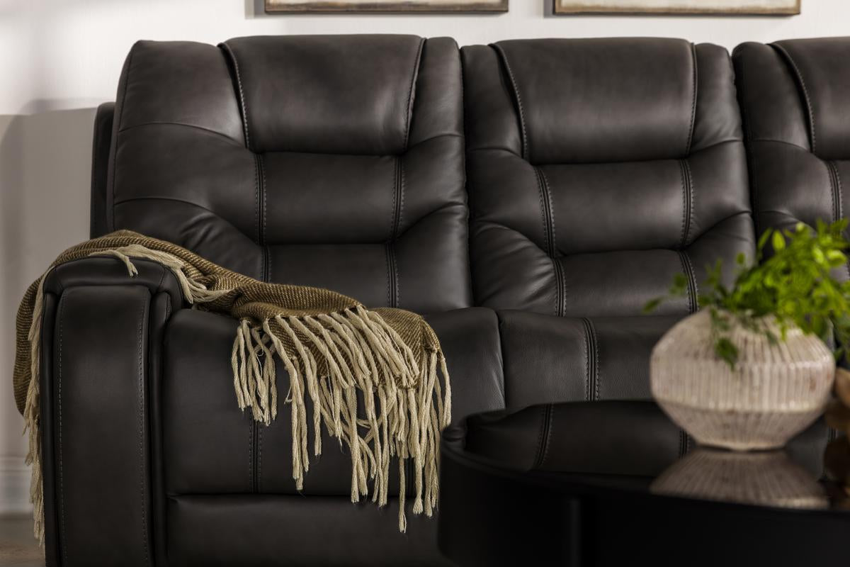 051711883:Estilo 2 Power Sofa Armrest Details 