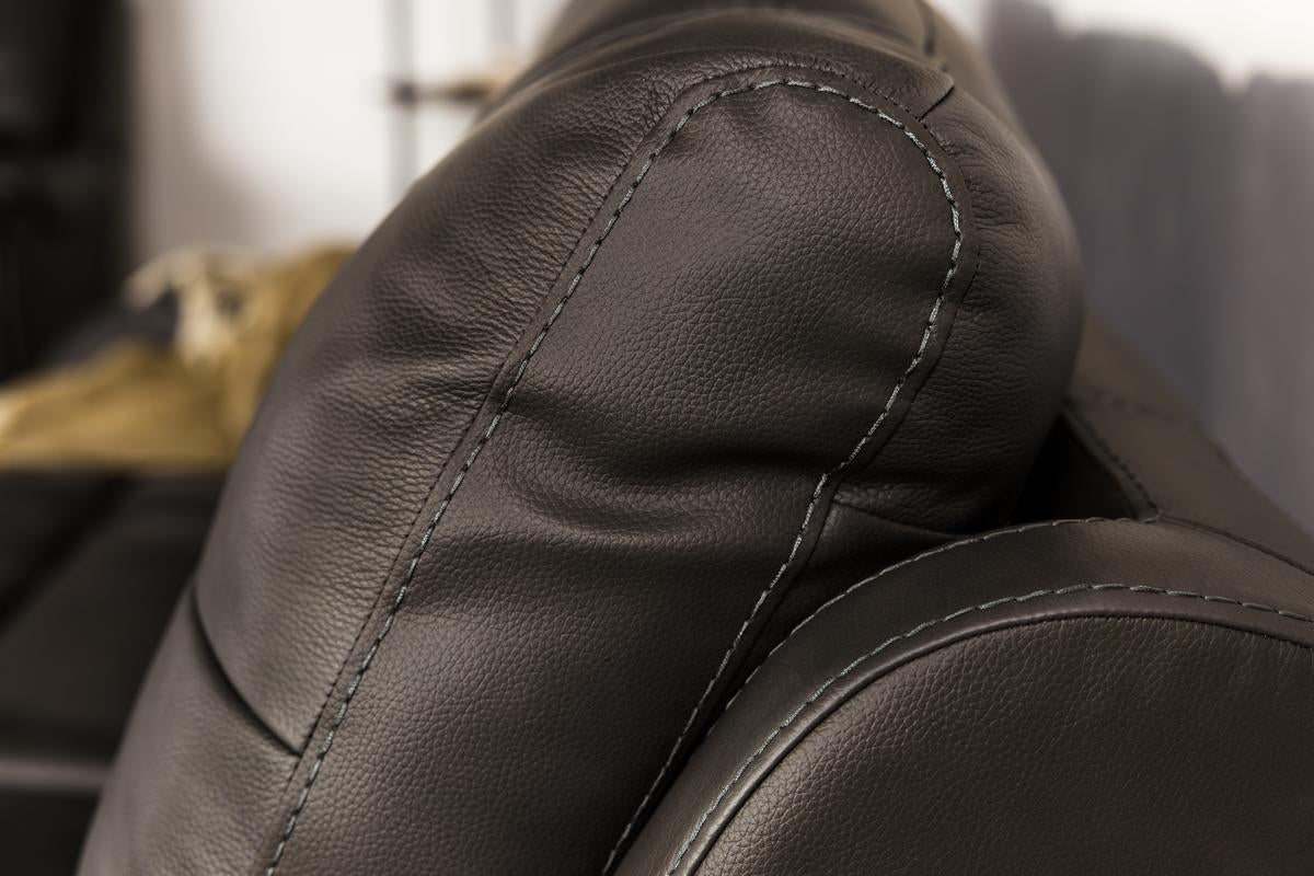 051711883:Estilo 2 Power Sofa Headrest Detail