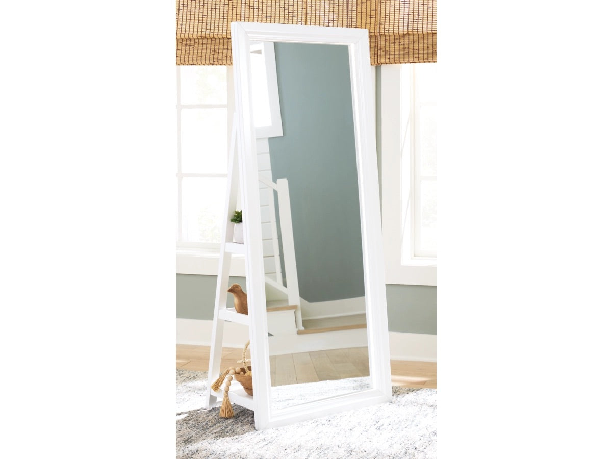 556145000:Evesen Accent Mirror, Styled