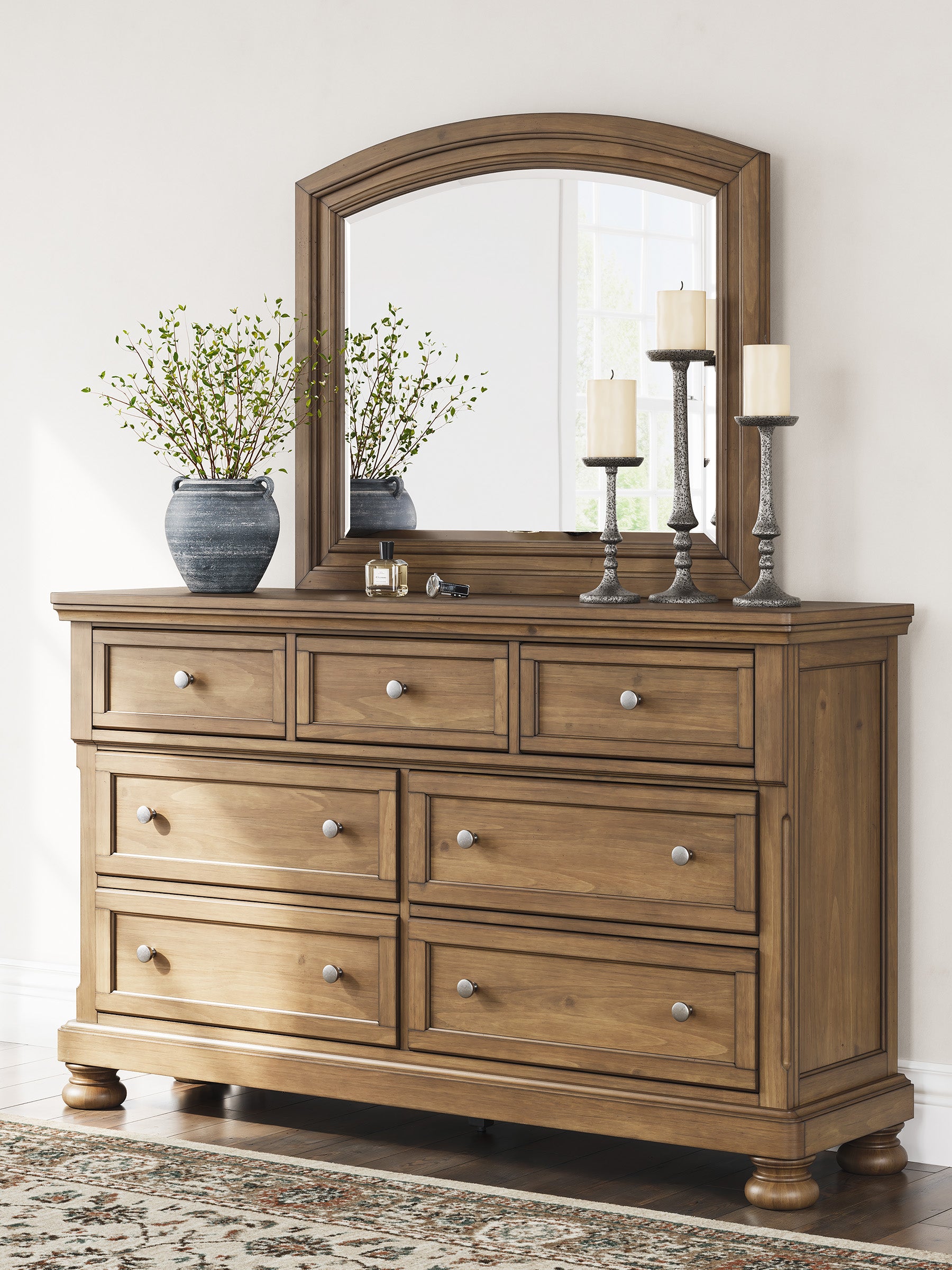 FEDDIN003:Feddinger Panel Bed & Dresser , 