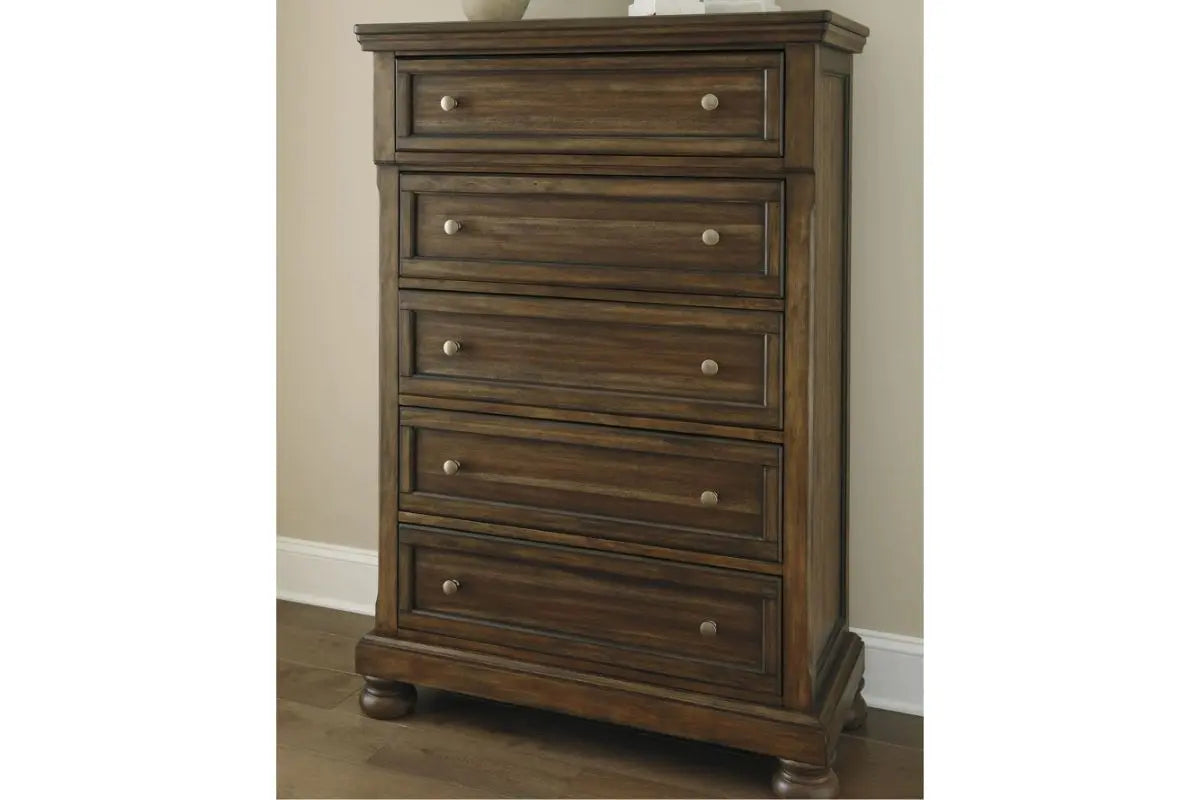 783726721:Flynnter Chest, Styled