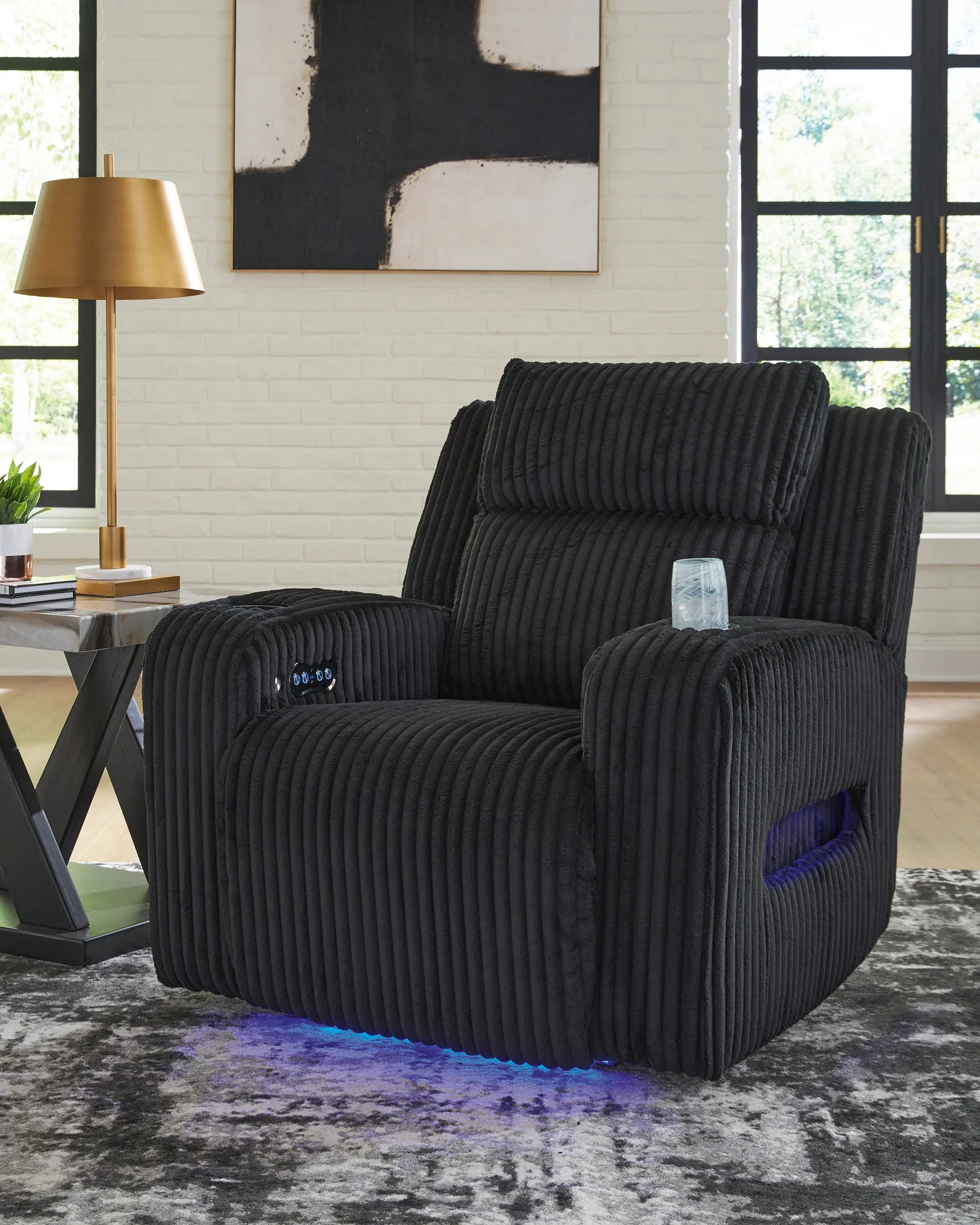 172027467:Forest Lake 2 Power Recliner, StyledAngle