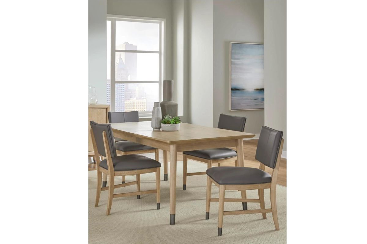 FRANKLIN0:Franklin Dining Table & 4 Chai, Styled