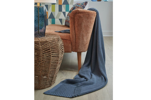 842101471:Gayelery Throw Blanket, Styled