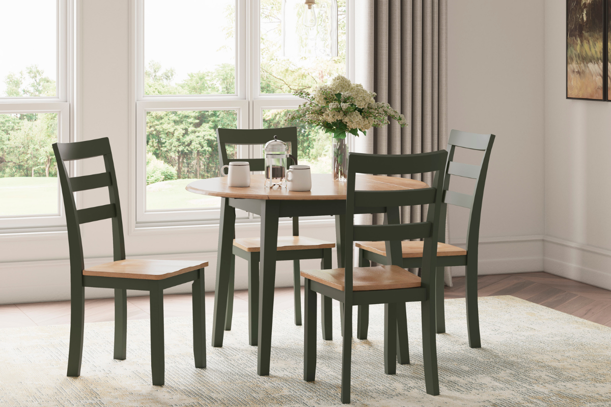 GESTHAV30:Gesthaven Round Dining Table & 4 Chairs, Styled