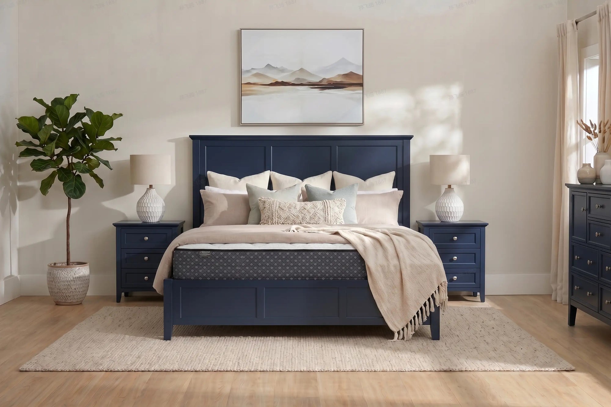 GRACE0024:Grace Panel Bed, 