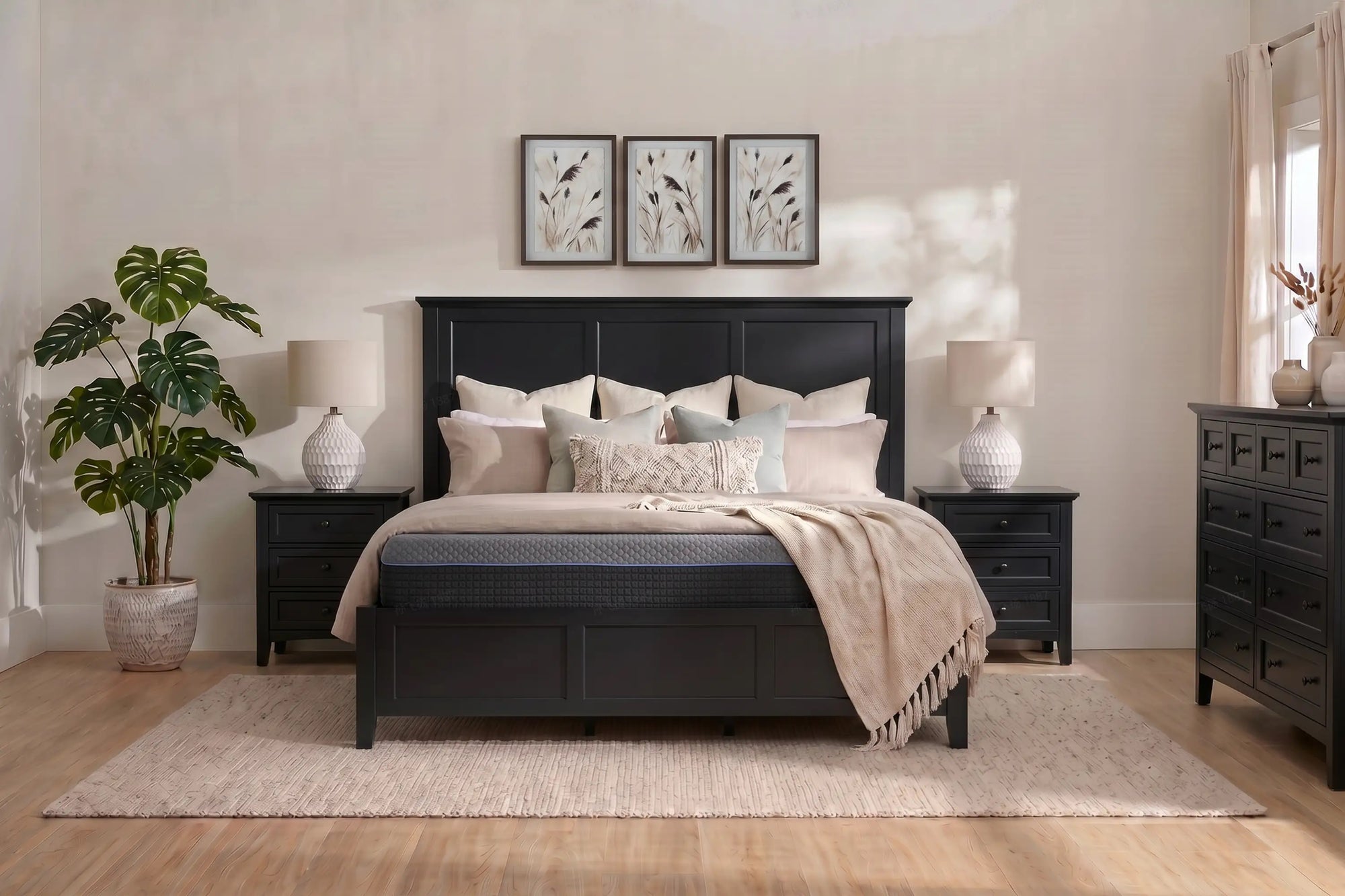 GRACE0072:Grace Panel Bed, 